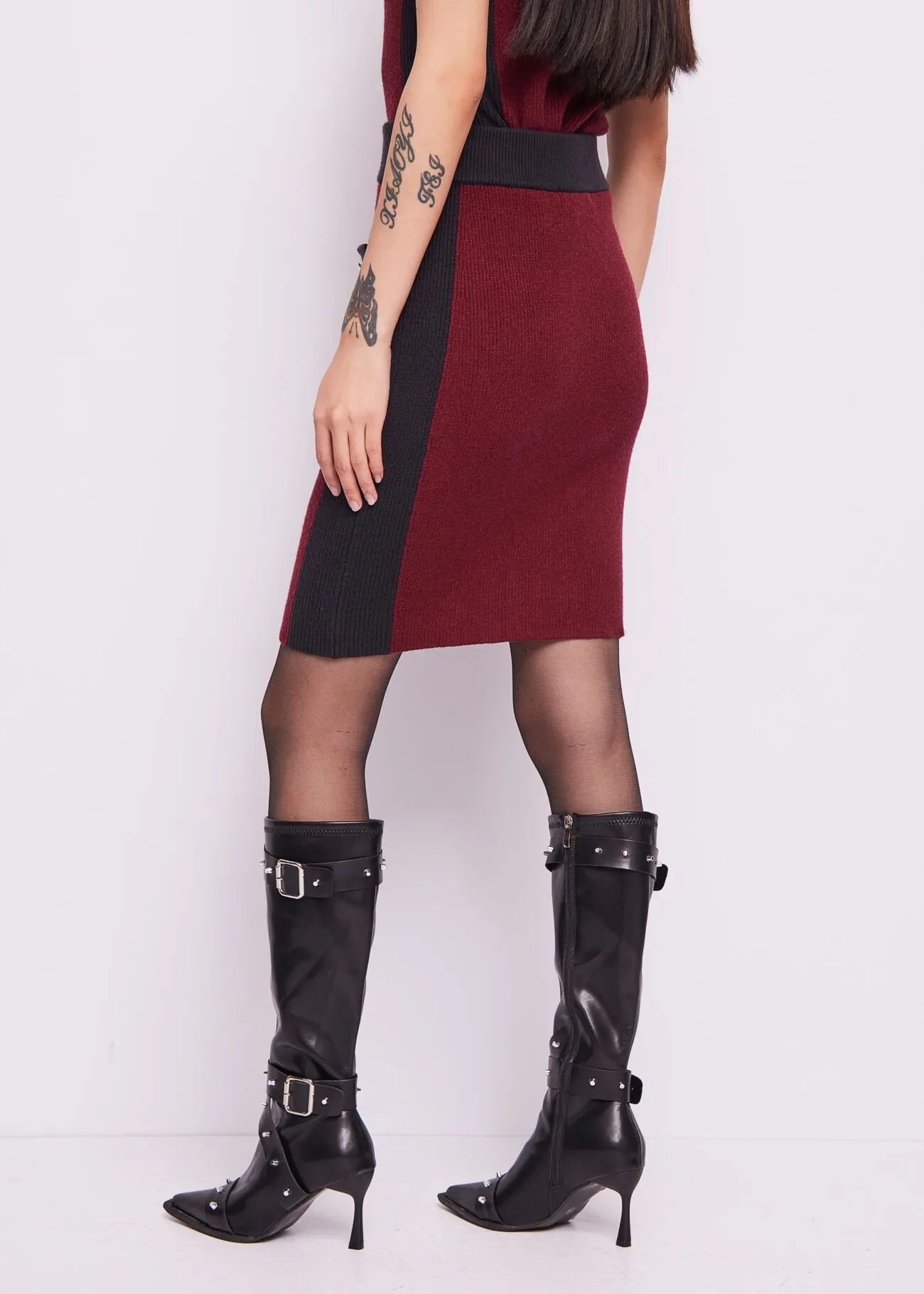 241_421ND73002_428966-01-P02