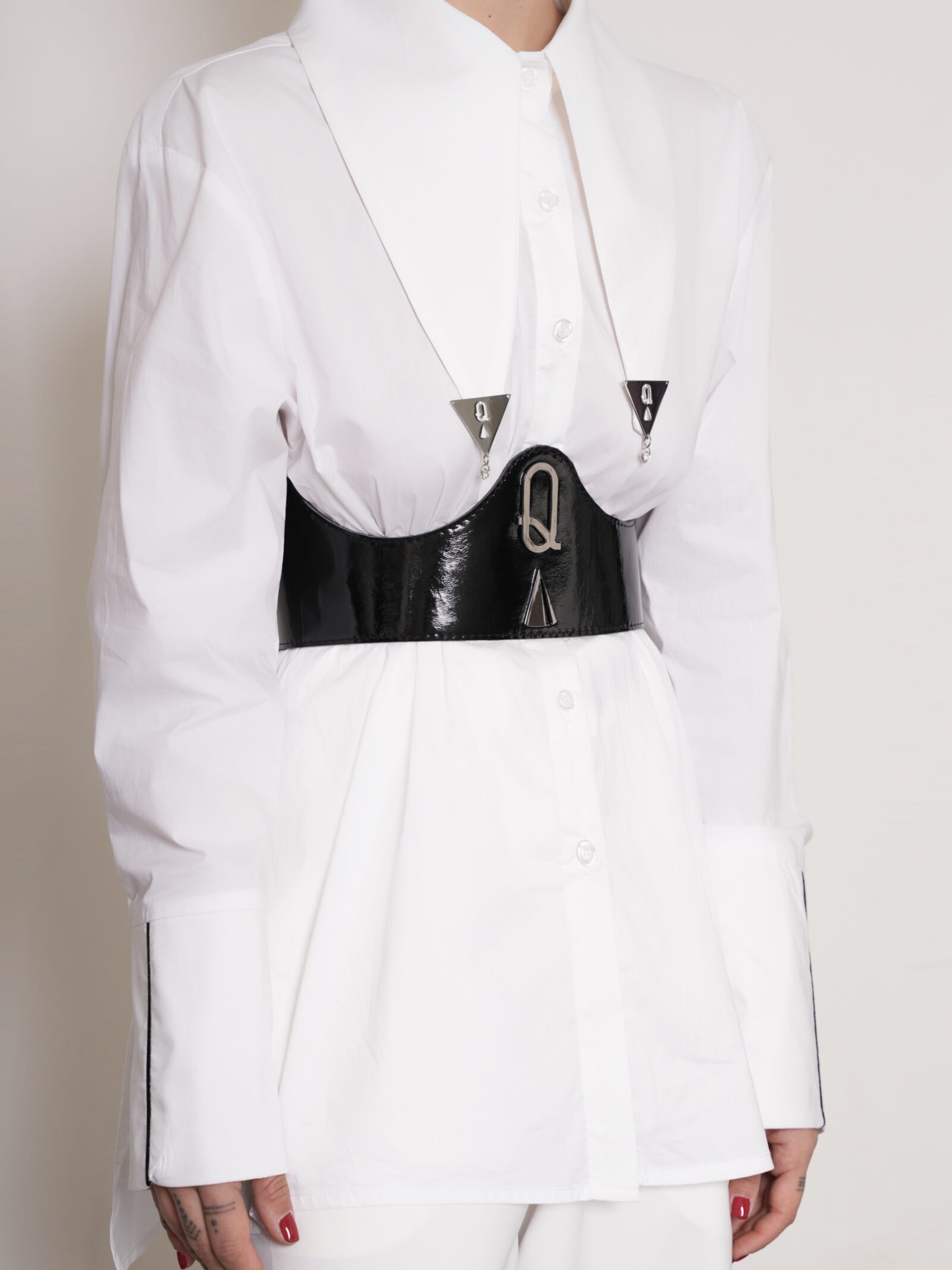 Q CORSET BY QUEEN OF HARNS