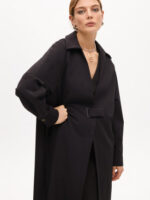 παλτό από τεχνικό ύφασμα με ζώνη BLUE NAVY BY LOLA CASADEMUNT