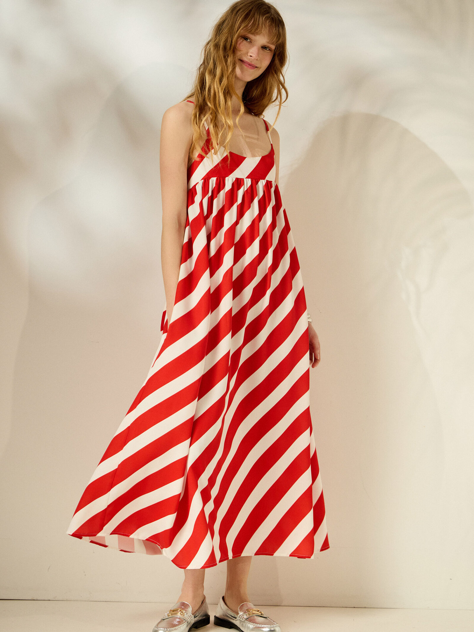 ΦΟΡΕΜΑ 'NAOMI' WHITE/RED BY MAMOUSH