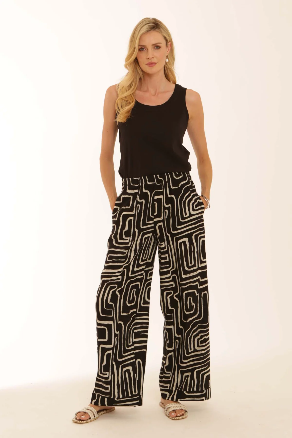 Παντελόνια με γραφικά BY Pomodoro