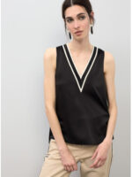 τοπ με V λαιμόκοψη BY LOLA CASADEMUNT