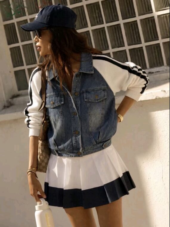DENIM ΜΠΟΥΦΑΝ ΜΕ ΠΛΕΚΤΑ ΜΑΝΙΚΙΑ ΚΑΙ ΑΘΛΗΤΙΚΕΣ ΛΕΠΤΟΜΕΡΙΕΣ BY WOMAN