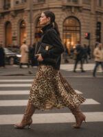 Φόρεμα σε συνδυασμό με πλισέ φούστα με animal print BY LOLA CASADEMUNT