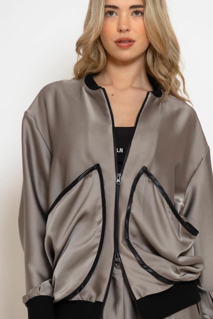 LESS SONDER FEELING | Autumn-Winter 26